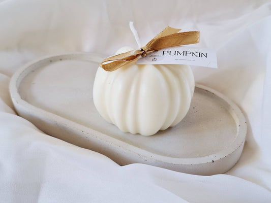 Dekokerze aus Sojawachs, Zedernkürbis und Sandelholz