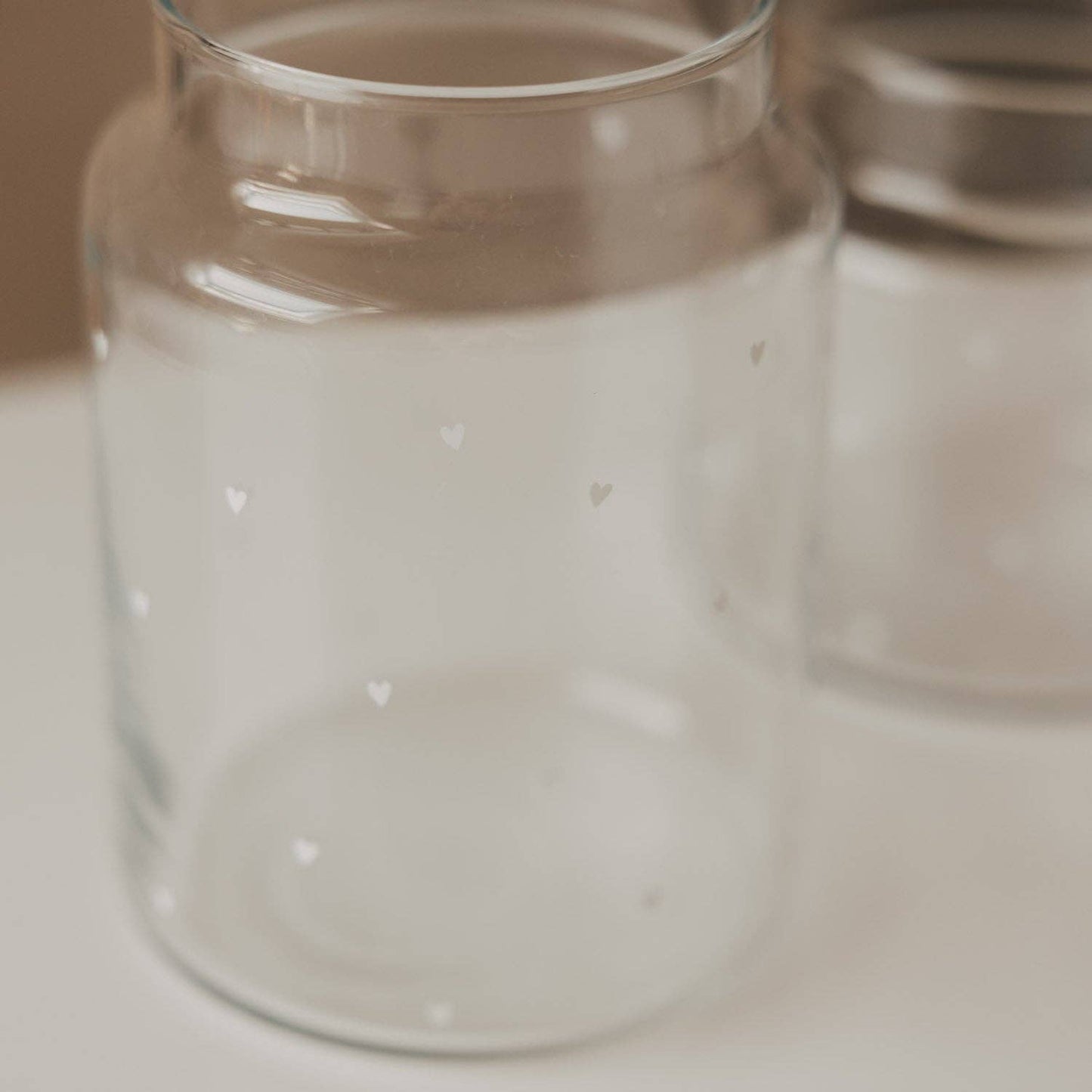 Vase aus Glas groß Herzen weiß (VE = 6 Stk.)