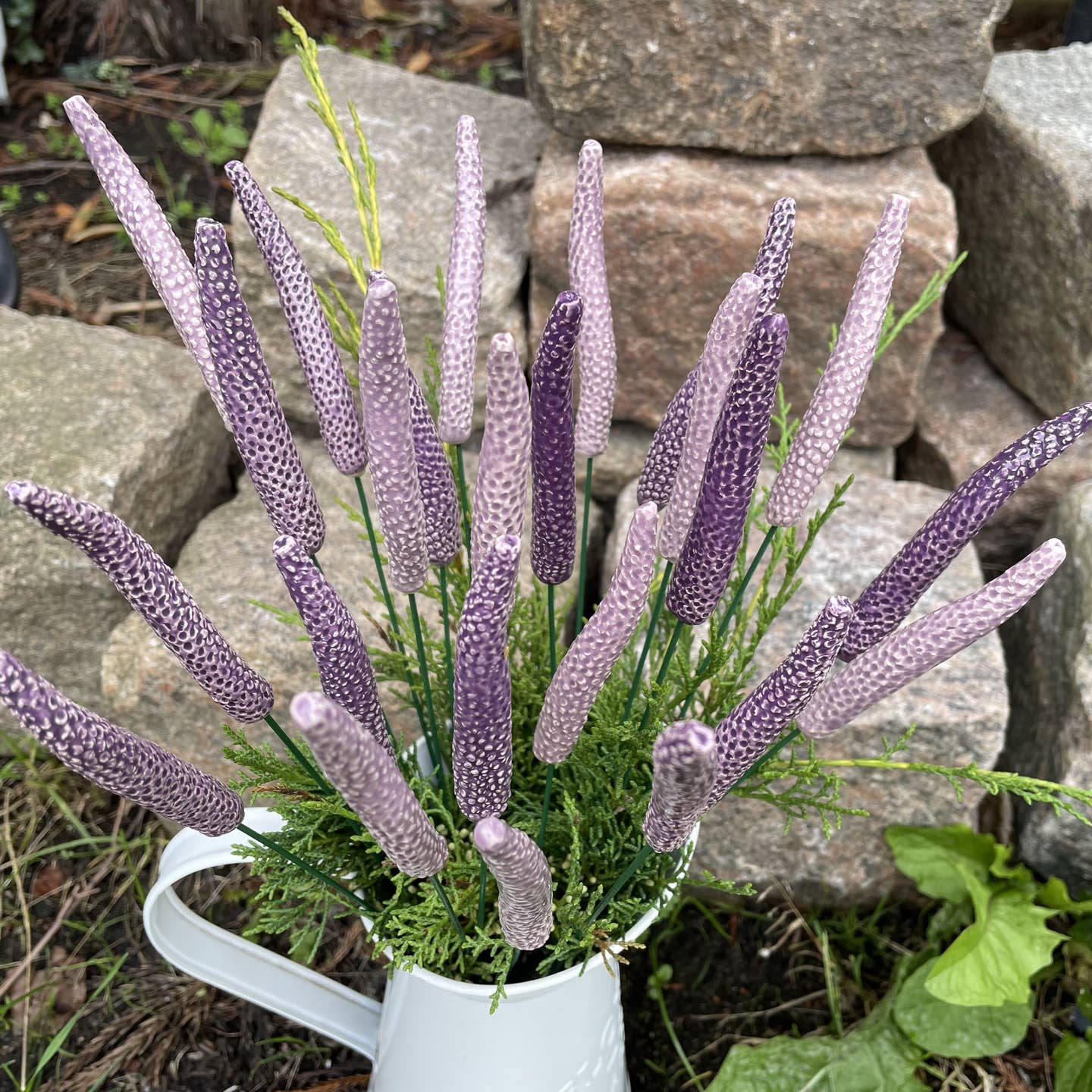 Keramikblume Lavendel – Pflanzenpfahl im 2er-Set
