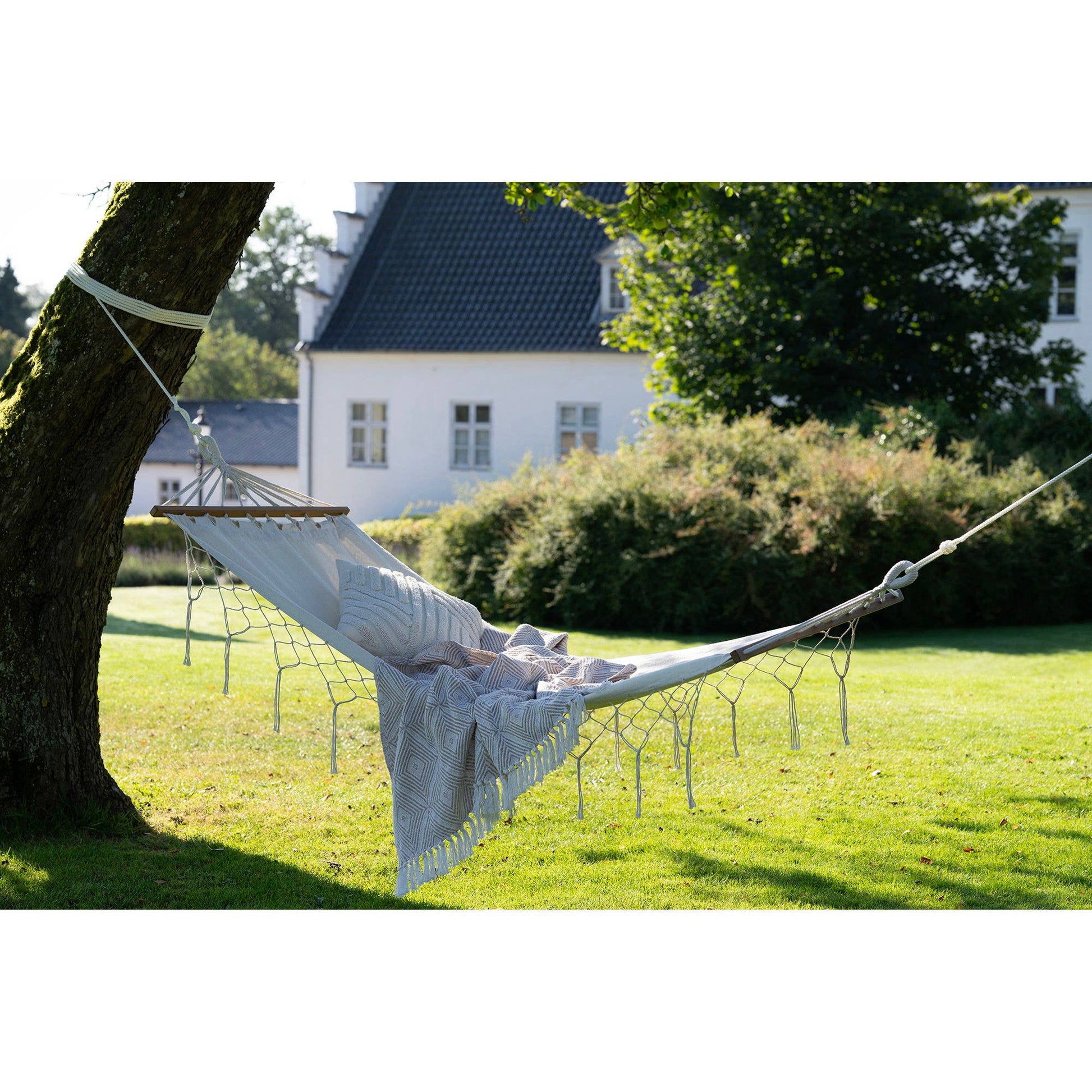 Edessa Hängematte aus Baumwolle mit Lärchenholz – Gartenkarl