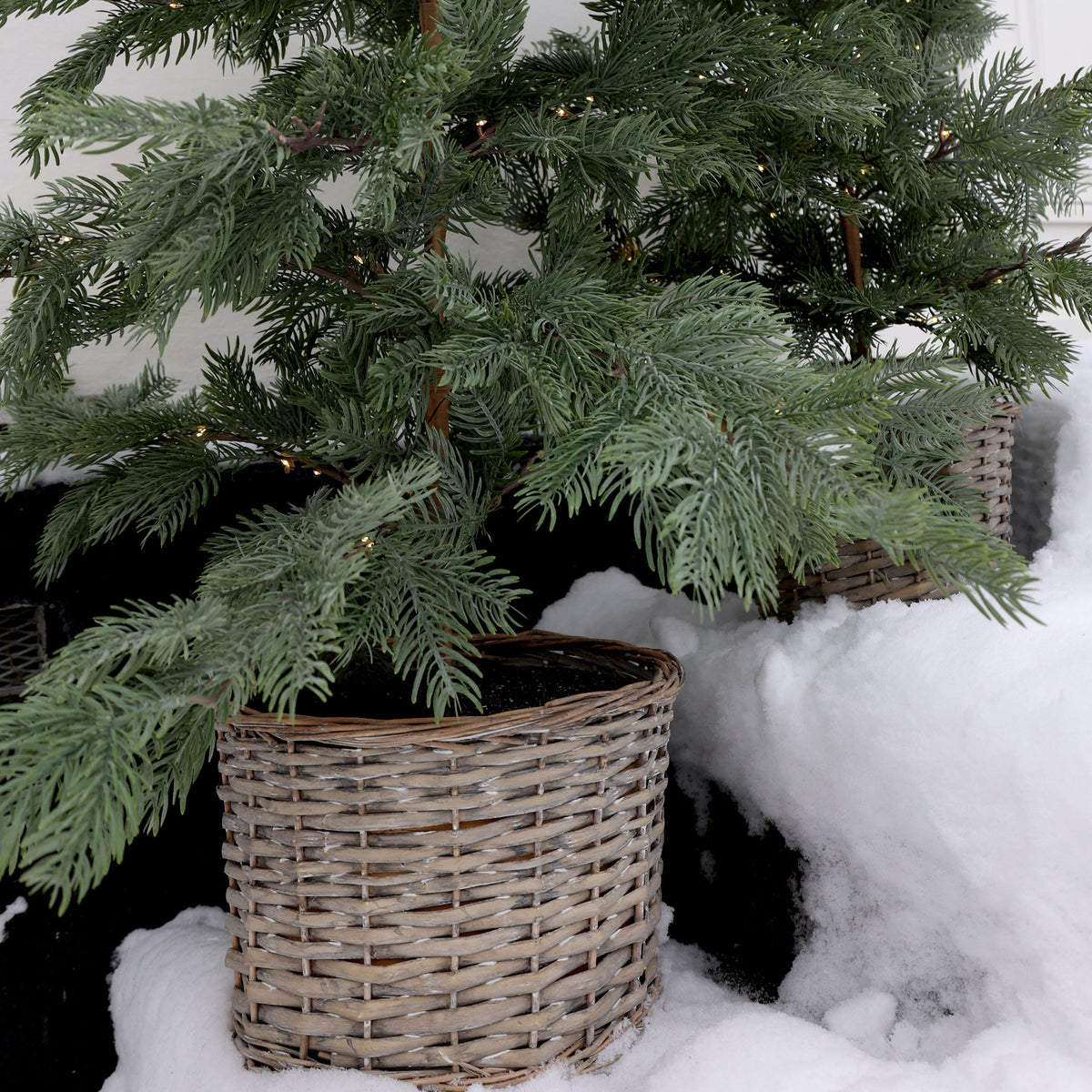 LED-Tannenbaum im Korb, 120 cm groß, mit 80 Lichtern