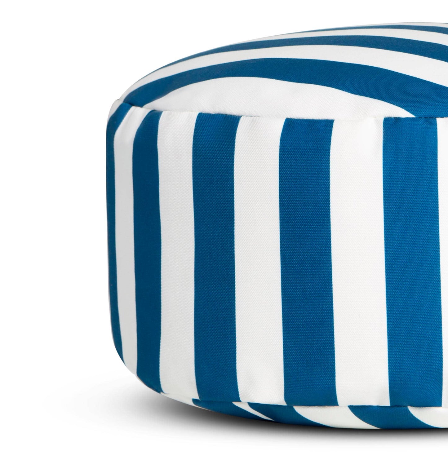 Wasserfester blauer und weißer Sitzsack für drinnen und draußen.