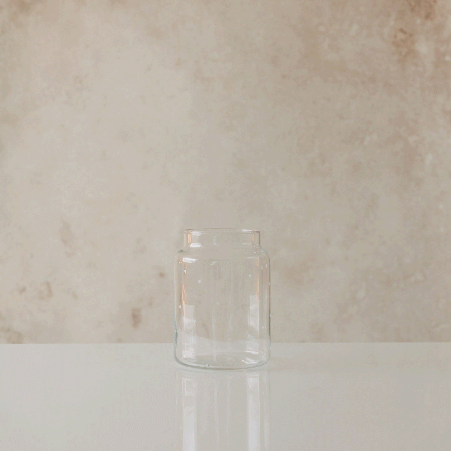 Vase aus Glas groß Herzen weiß (VE = 6 Stk.)