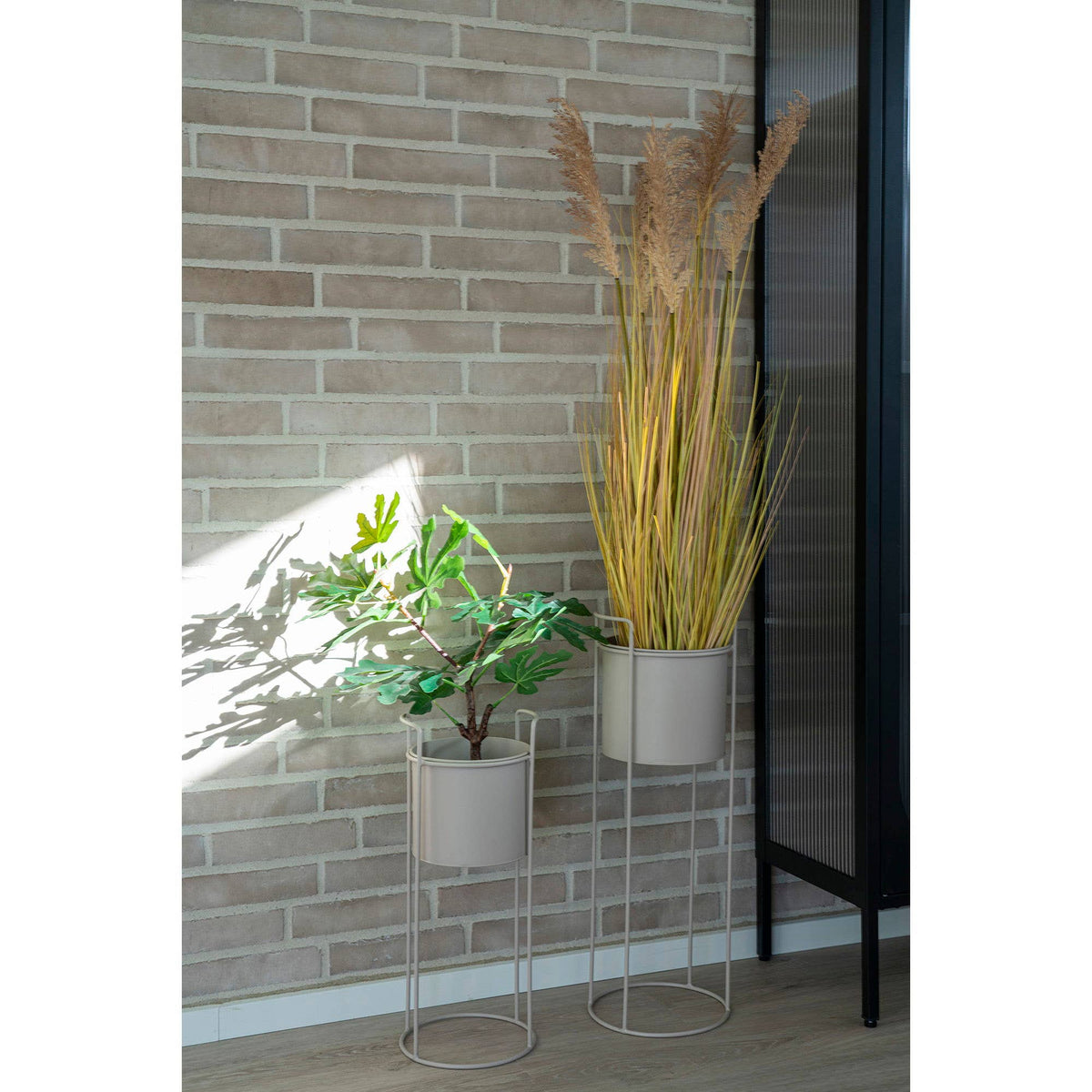 2er Set Blumenständer aus Stahl, Sand, modernes Design
