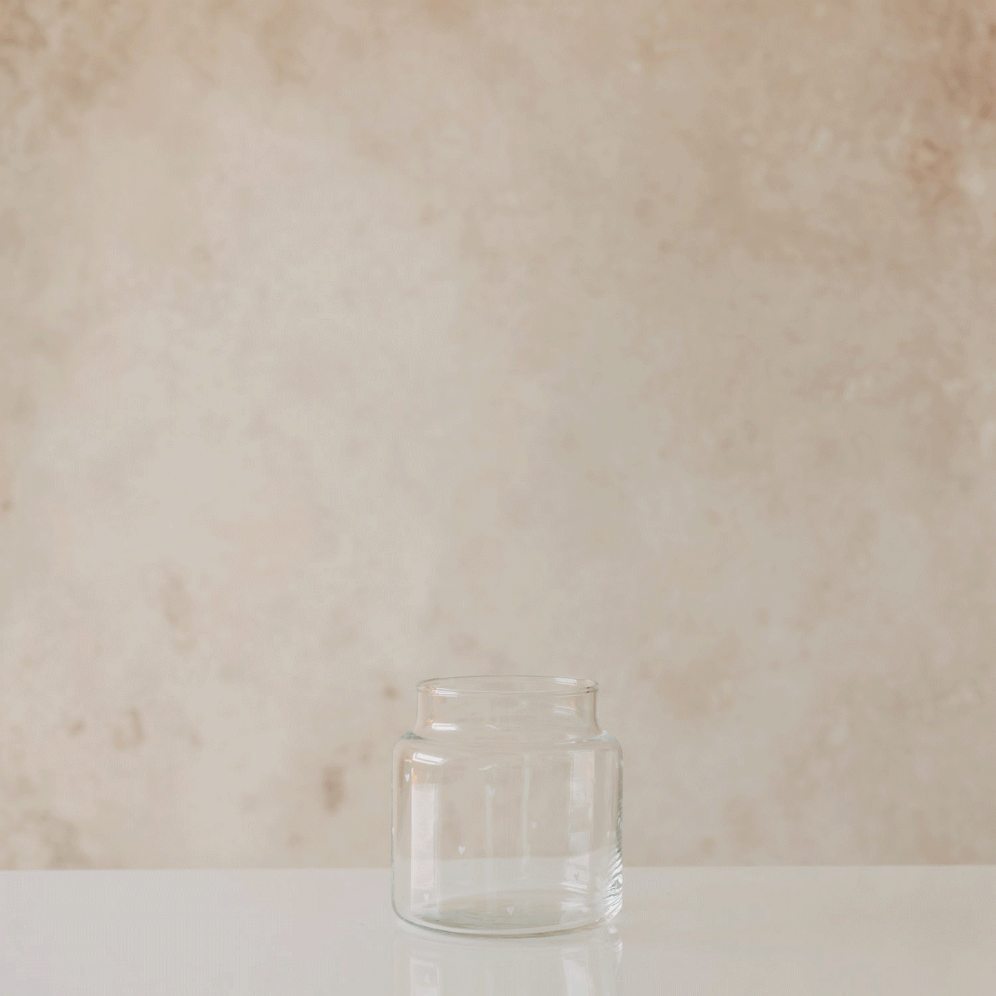 Vase aus Glas mittel Herzen weiß (VE = 6 Stk.)