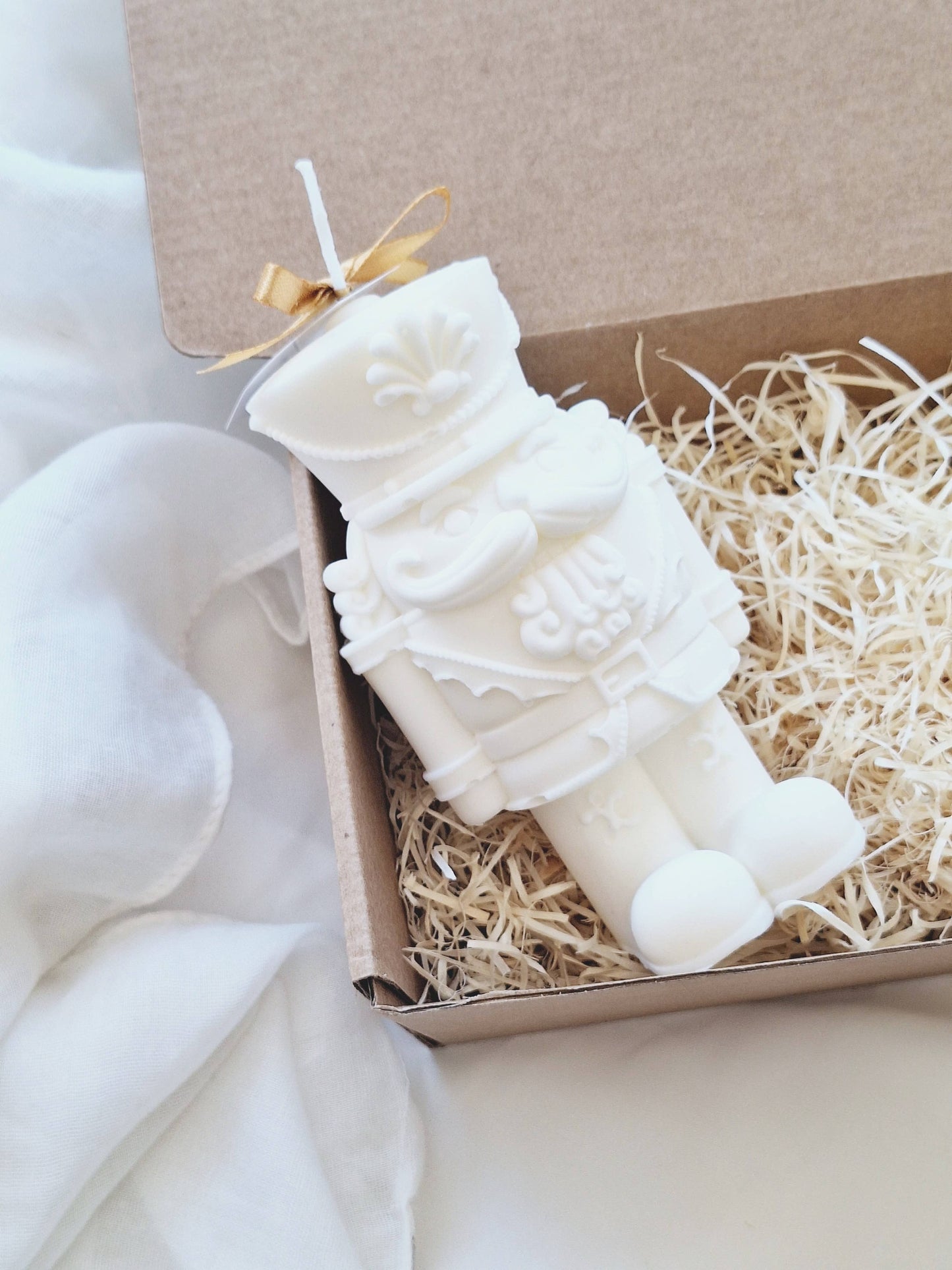 XXL Weihnachtskerze aus Sojawachs Nussknacker - Herr Nussknacker