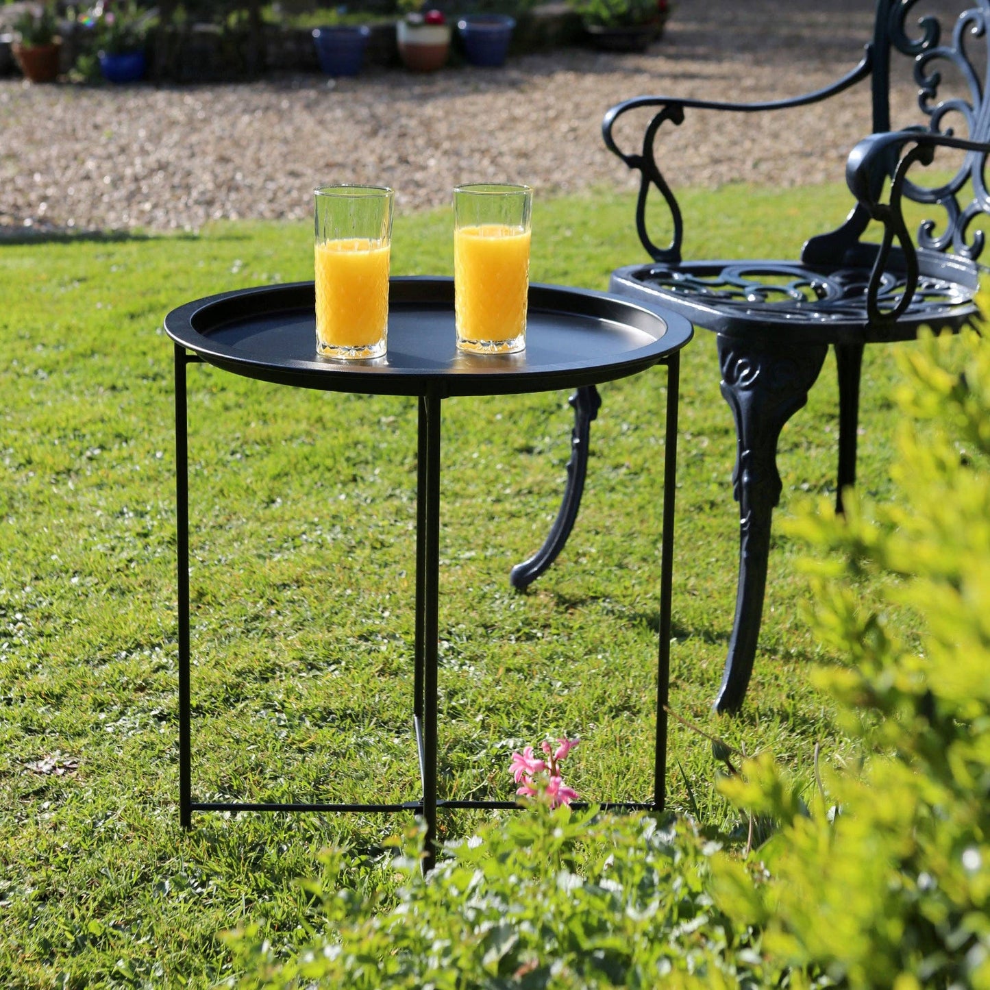 Runder Tabletttisch aus Stahl – von Harbour Housewares