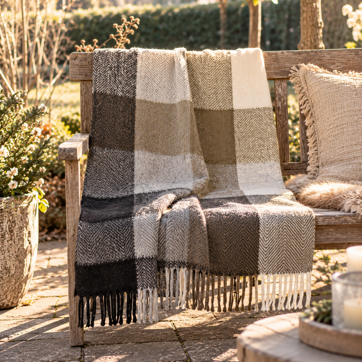 Luxus Chalet Kuscheldecke 130 × 170 cm – Grau kariert