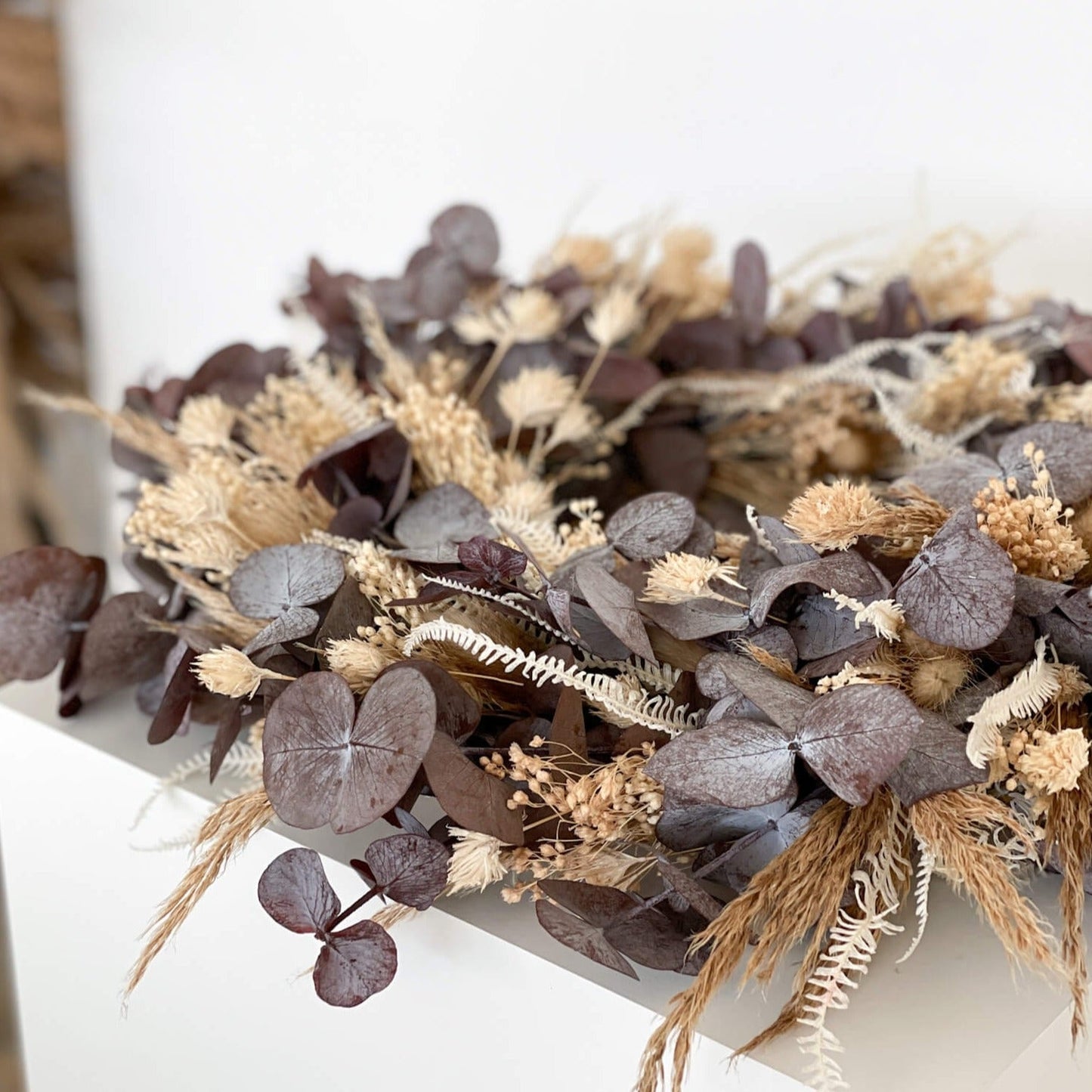 Adventskranz "Beige/Rot" aus Trockenblumen
