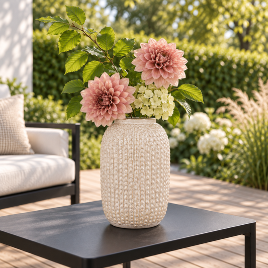 Keramikvase mit Muster, in Beige